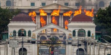 Μία ακόμα κοινωνική έκρηξη (14.9)