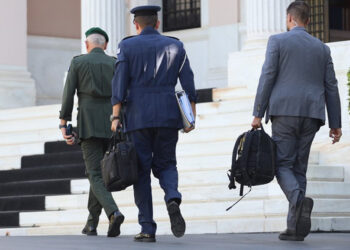 Εξοπλισμοί: «Ήρεμα νερά» με πολλές φρεγάτες και μαχητικά