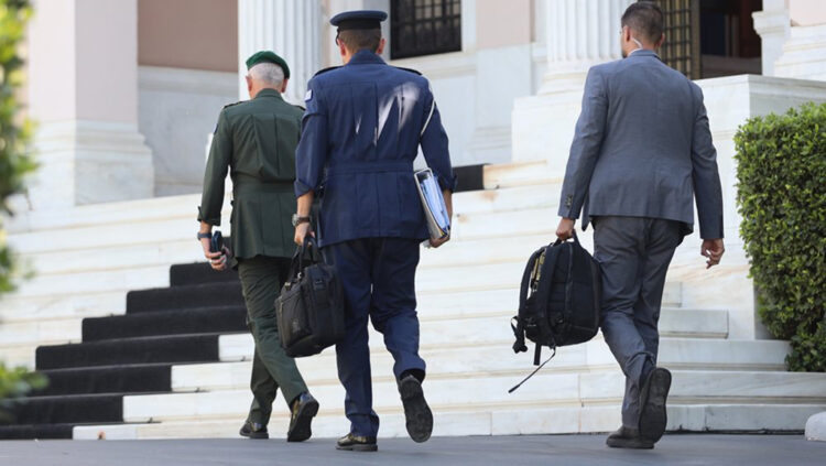 Εξοπλισμοί: «Ήρεμα νερά» με πολλές φρεγάτες και μαχητικά