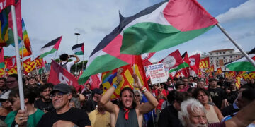 Ιταλία: «Μπλοκάρουμε τα πάντα!» 