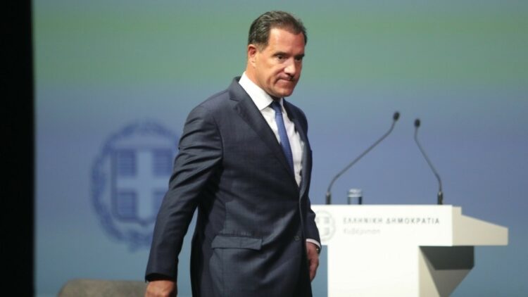 ΕΣΥ: Άδωνις ύβρεων και ισοπέδωσης