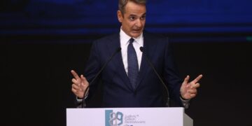 Μητσοτάκης στη ΔΕΘ: Σε ρόλο εκλογικού Χότζα εν μέσω φορολεηλασίας