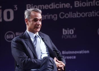 Καινο- ή κενο-τομία;