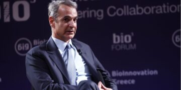 Καινο- ή κενο-τομία;