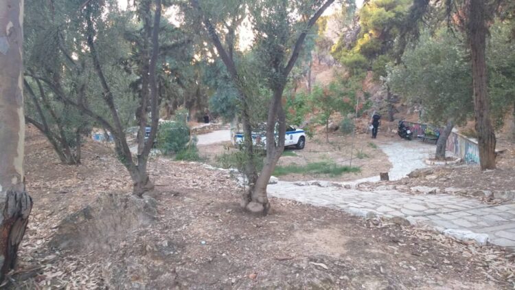 Κρεσέντο βίας και παραλογισμού από τις δυνάμεις κατοχής του λόφου Στρέφη