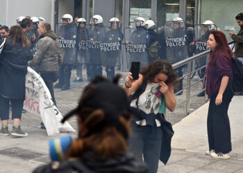  Κομμουνιστική Απελευθέρωση: H καταστολή και η τρομοκρατία δεν θα περάσουν!