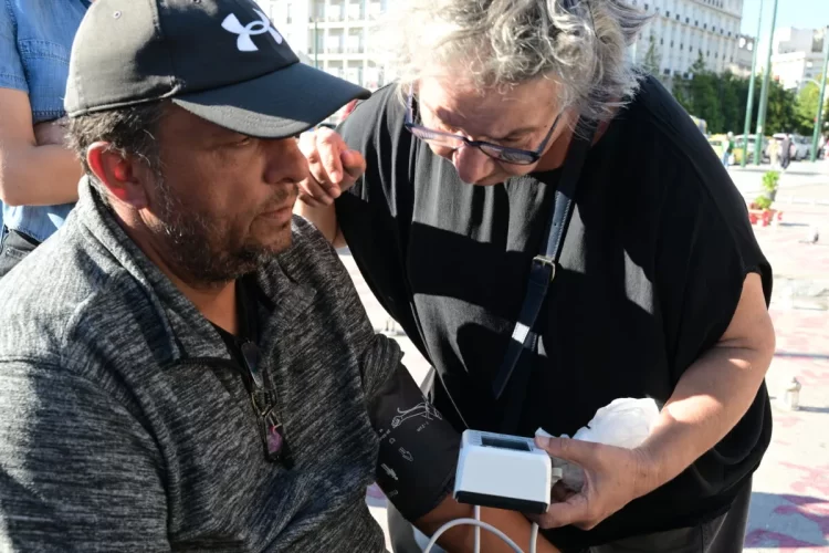 Ο ανεκδιήγητος Α. Γεωργιάδης «καταγγέλλει» την γιατρό Όλγα Κοσμοπούλου ότι… «είναι ΑΝΤΑΡΣΥΑ»!