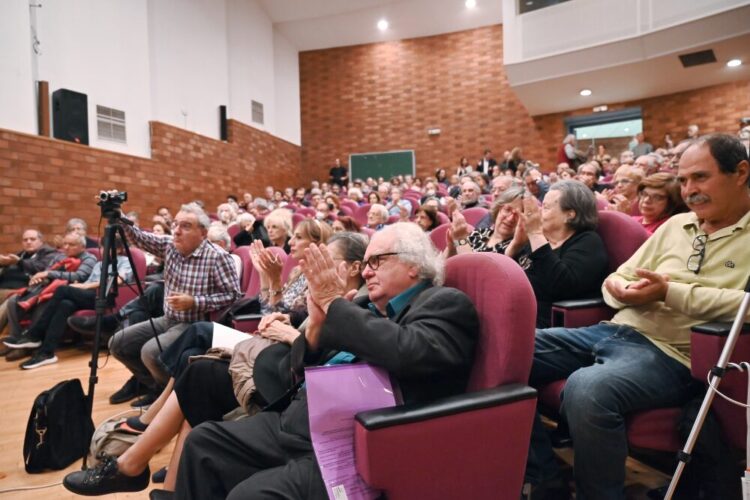 «Ήταν όλοι-ες εκεί» στο πολιτικό μνημόσυνο για τον Ευτύχη Μπιτσάκη