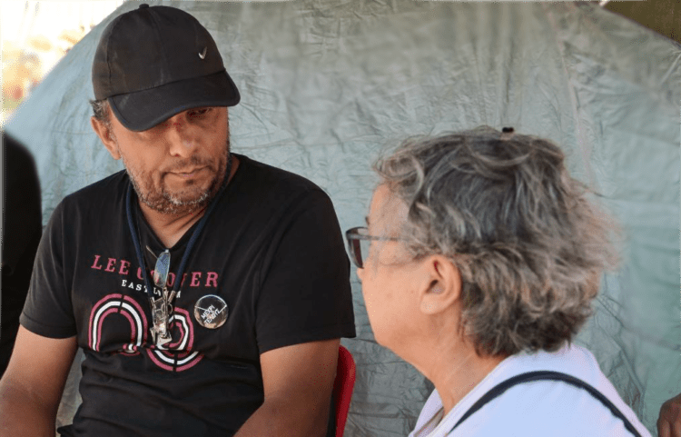 Κομμουνιστική Απελευθέρωση: Κάτω τα χέρια από την Όλγα Κοσμοπούλου και τον Πάνο Ρούτσι