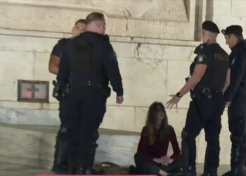 Τροπολογία-μνημείο Αγνώστου Στρατιώτη και μνημείο νομοθετικής υποκρισίας