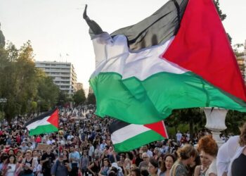 Δεκάδες σωματεία καλούν σε απεργιακή κινητοποίηση την Παρασκευή 1 μμ πλ. Κλαυθμώνος [λίστα]