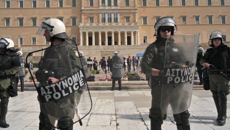 Άγνωστος Στρατιώτης: Η τροπολογία κάνει άγνωστες τις ελευθερίες