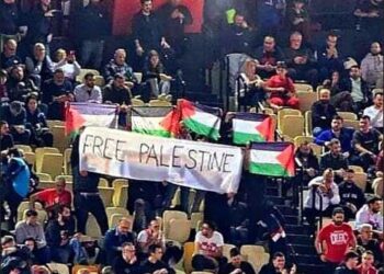 Πάνω από 1.000 φίλοι του Ολυμπιακού υπογράφουν κάλεσμα κατά της γενοκτονίας των Παλαιστινίων και το απαρτχάιντ του Ισραήλ