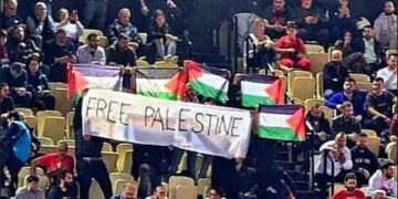 Πάνω από 1.000 φίλοι του Ολυμπιακού υπογράφουν κάλεσμα κατά της γενοκτονίας των Παλαιστινίων και το απαρτχάιντ του Ισραήλ