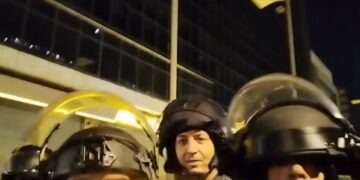 Αρχιτεκτονική ΕΜΠ: Εισβολή ΜΑΤ στην κατάληψη του συλλόγου, συλλήψεις φοιτητών, χτύπημα της συγκέντρωσης αλληλεγγύης (Video)