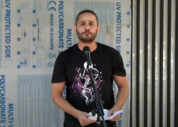 Μάνθος Κυριακόπουλος: Πολιτικό τελεσίγραφο ανατροπής της κυβέρνησης