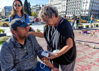 Όλγα Κοσμοπούλου: «Καθήκον μας η υπεράσπιση των δικαιωμάτων»