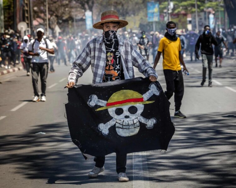 Εξεγέρσεις νεολαίας για το κλεμμένο μέλλον – Γενιά Ζ και ταξική πάλη