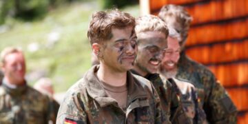 Γερμανία: Επιστροφή στην υποχρεωτική στρατιωτική θητεία; (Περισκόπιο 15/11)