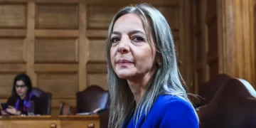 ΟΠΕΚΕΠΕ: Φραπεδοχασάπηδες, γκάνγκστερ και Φεράρι 