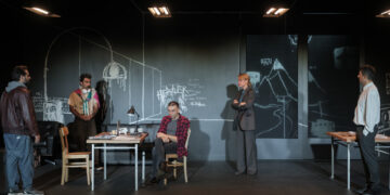 «Ο Εχθρός του λαού» και η μαζική εξατομίκευση