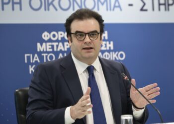Προϋπολογισμός 2026: Ταξική φοροληστεία για πλεονάσματα και νέες παροχές στο κεφάλαιο