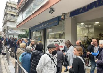 Εργολάβοι, Λουκέτα, Τρομοκρατία, Απολύσεις και στο βάθος… ιδιώτες στα ΕΛΤΑ