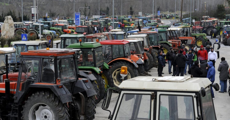 Αγρότες: Σπέρνουν καταστροφή, να θερίσουν μπλόκα ανατροπής