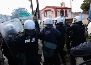 ΚΕΔΔΑ: Εντείνουν την αστυνομική βία σε βάρος των αγροτών με πλαστικές σφαίρες και ποινικές διώξεις σε βάρος κτηνοτρόφων