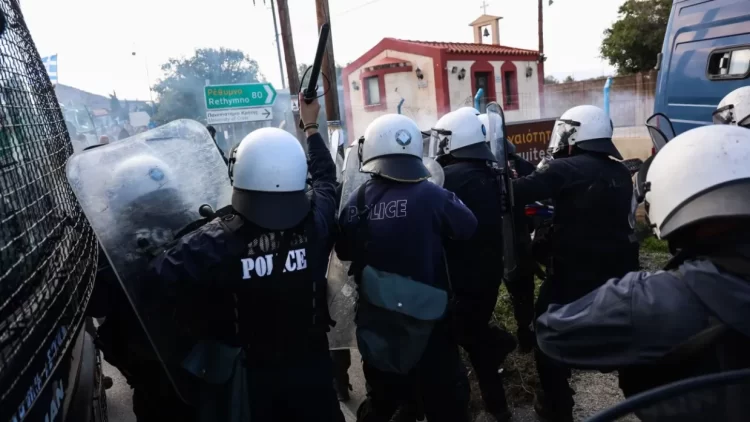 ΚΕΔΔΑ: Εντείνουν την αστυνομική βία σε βάρος των αγροτών με πλαστικές σφαίρες και ποινικές διώξεις σε βάρος κτηνοτρόφων