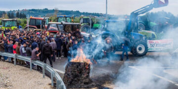 Μέτωπο αγροτών – εργαζομένων για τη νίκη