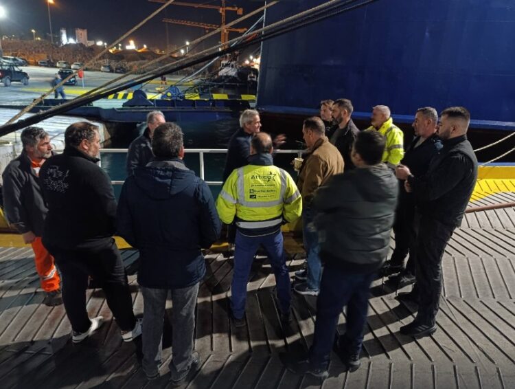 Κοινή ανακοίνωση αριστερών οργανώσεων: Νίκη στην απεργία των ναυτεργατών