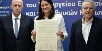 Μετά τη διάλυση μισθών και ΣΣΕ, «συμφωνία»… δημιουργικής ασάφειας