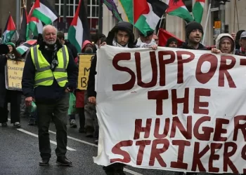 Οι απεργοί της Palestine Action  και το «φάντασμα» του Μπόμπι Σαντς