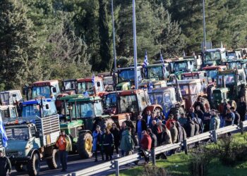 Η ΑΝΤΑΡΣΥΑ στηρίζει τους αγωνιζόμενους αγρότες και καταγγέλλει την αστυνομική καταστολή