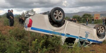 Κρήτη: Oι αγρότες κλιμακώνουν τον αγώνα – Σοβαρά επεισόδια στα αεροδρόμια Ηρακλείου και Χανίων (βίντεο)