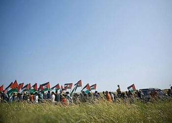 Η Παλαιστίνη στέκεται ακόμα εκεί… και μας αναγκάζει να συνεχίζουμε να έχουμε το βλέμμα μας πάνω της