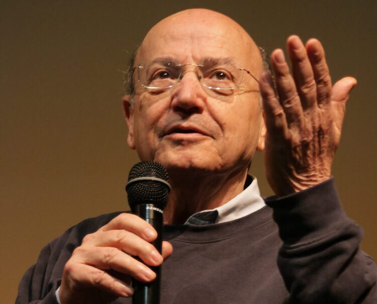 Εκδήλωση-συζήτηση της Λέσχης Αναιρέσεις με τον Θόδωρο Αγγελόπουλο για τη «Σκόνη του Χρόνου» (2009)