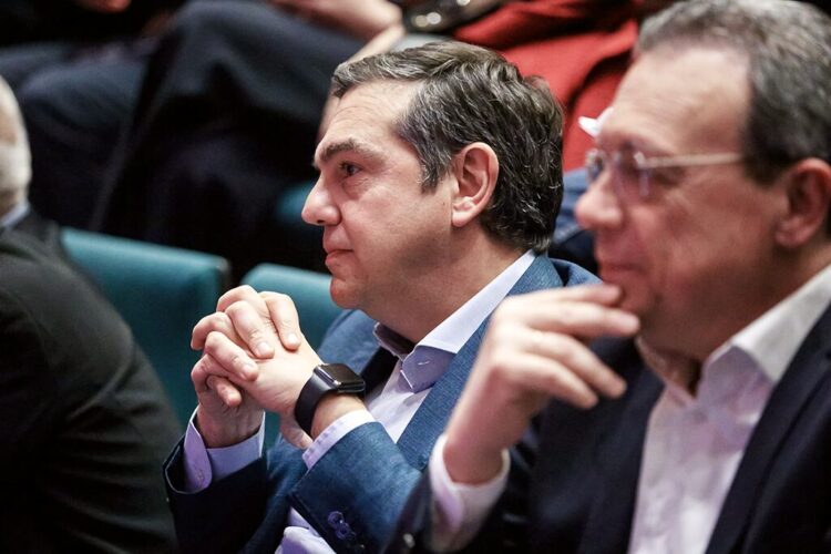 Κεντροαριστερή πορεία στην ομίχλη