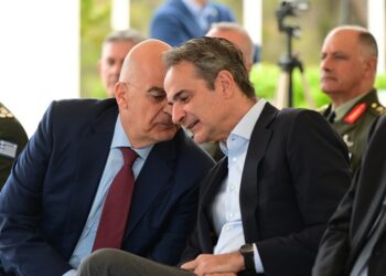 ΑΝΤΑΡΣΥΑ: Δένδιας-Μητσοτάκης κηρύττουν πόλεμο στη νεολαία