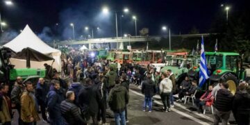 Στο κενό οι μεθοδεύσεις της κυβέρνησης για στημένο διάλογο με τους αγρότες, μονόδρομος η κλιμάκωση του αγώνα