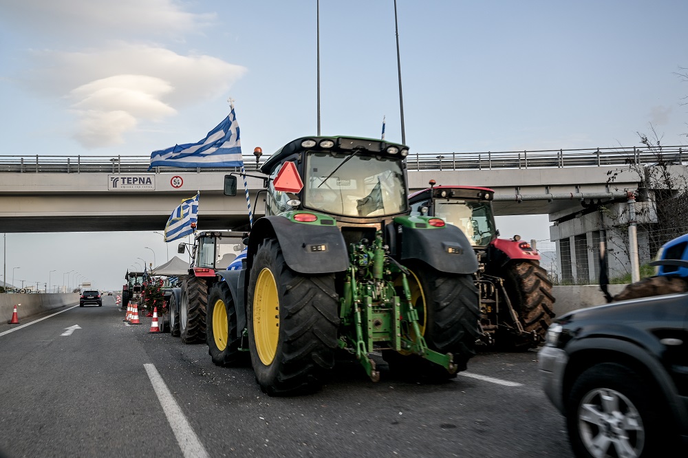 Η νίκη των αγροτών, νίκη όλου του λαού – 24ωρη απεργία προτείνουν πάνω από 200 συνδικαλιστές