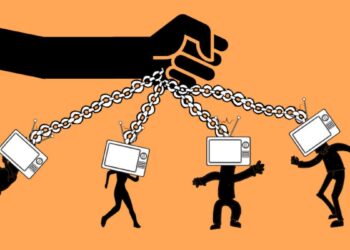 «Μπουλντόγκ προπαγάνδας»  σε πρώτο πλάνο