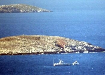 30 χρόνια από τα Ίμια: Η πολεμική απειλή πιο έντονη από το 1996