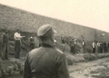 Πρώτη φορά φωτογραφίες από την εκτέλεση των 200 κομμουνιστών στην Καισαριανή