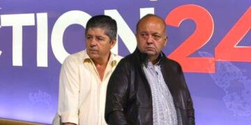 Τηλεοπτικές άδειες-δώρα σε παλιούς και νέους πόλους ολιγαρχών