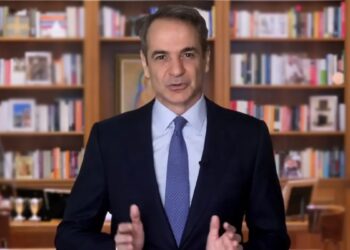 Αντιδραστική συνταγματική αναθεώρηση: Στο στόχαστρο συνδικαλιστικές ελευθερίες και δημοκρατικές κατακτήσεις