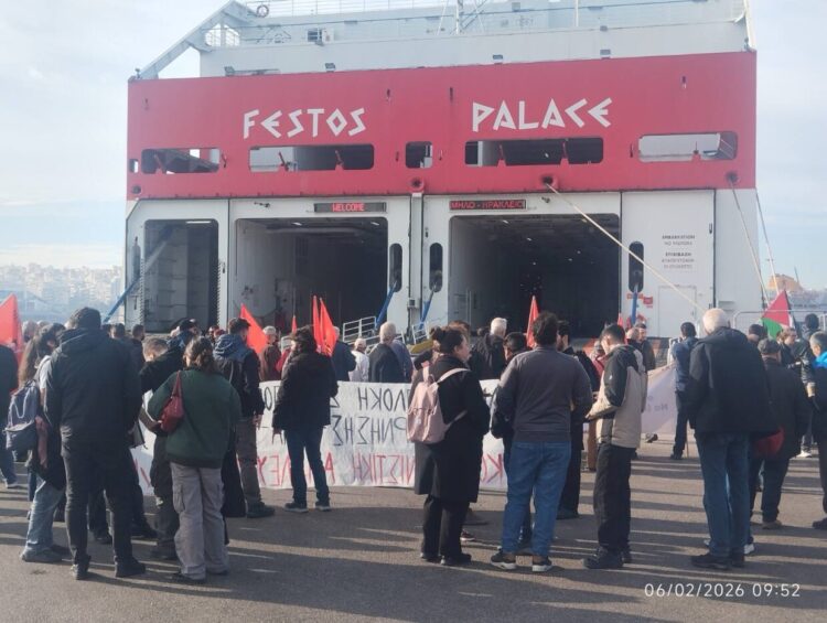 Αντιπολεμική απεργιακη συγκέντρωση της ΠΕΝΕΝ στο λιμάνι του Πειραιά (βίντεο-φωτό)