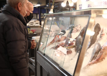 Ακρίβεια: Υποχρεωτική…νηστεία, τριψήφιες  αυξήσεις στα τρόφιμα σε μια τετραετία