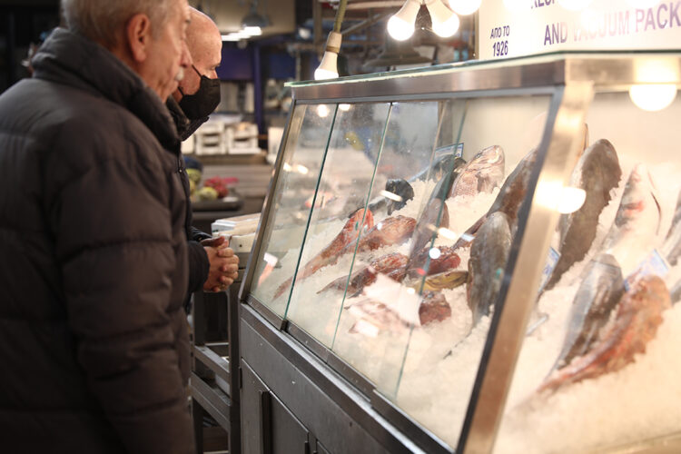 Ακρίβεια: Υποχρεωτική…νηστεία, τριψήφιες  αυξήσεις στα τρόφιμα σε μια τετραετία